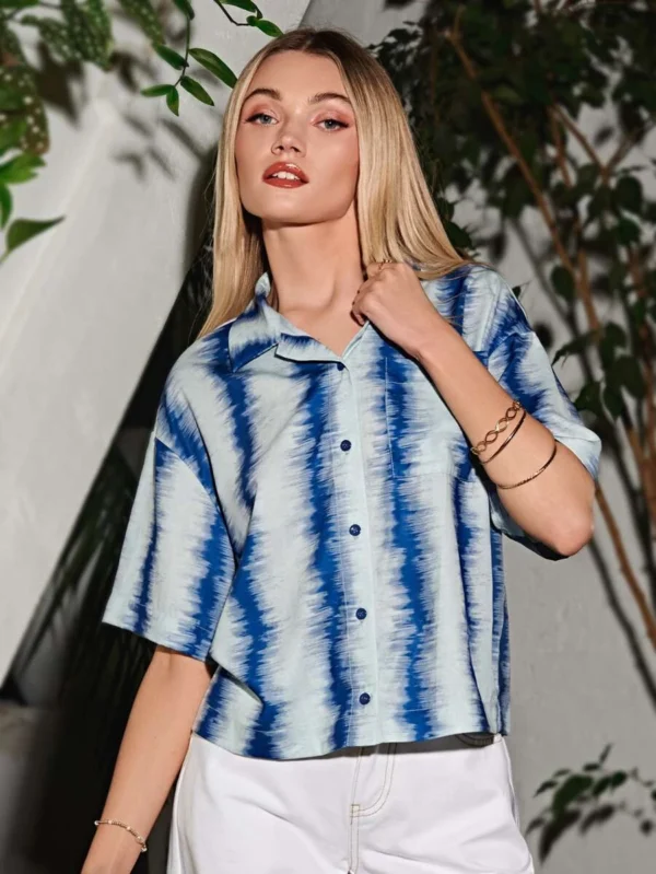 Blusa de tie dye con parche con bolsillo de hombros caídos - Imagen 2