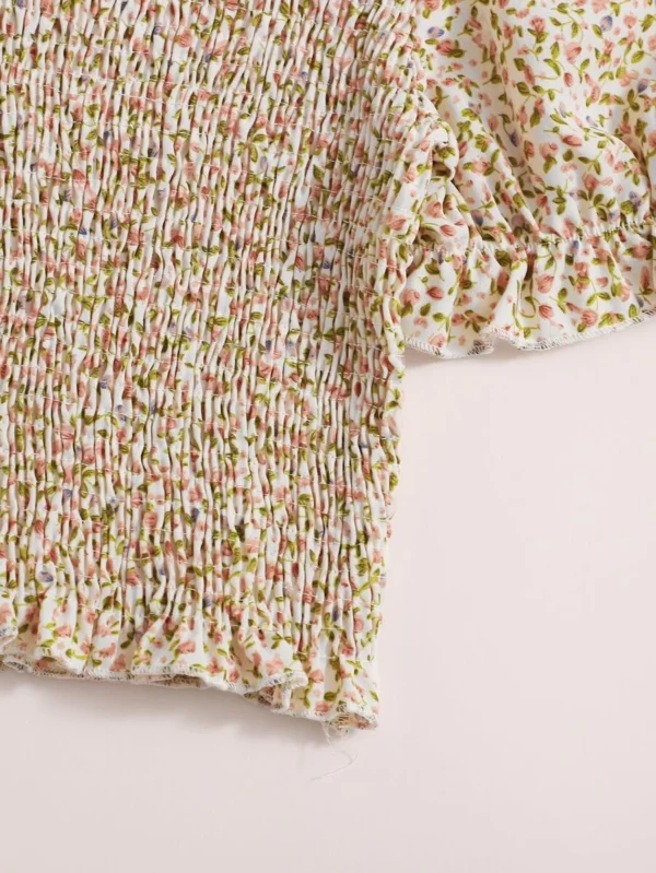 Camisa con fruncido floral de margarita - Imagen 4