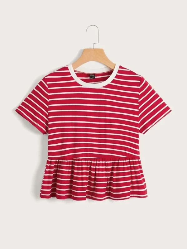Camiseta de cuello en contraste bajo con fruncido de rayas