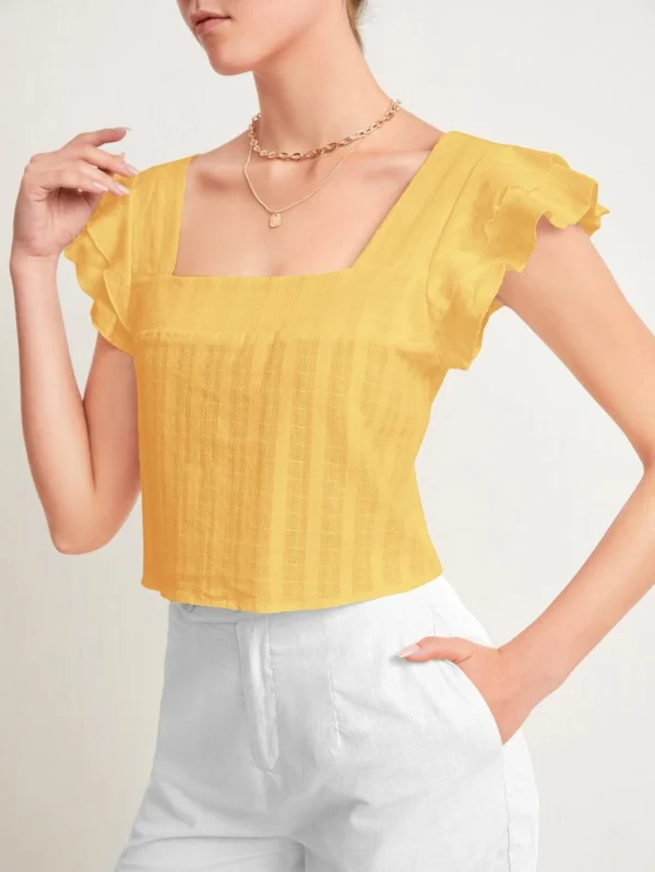 Top de cuello cuadrado de manga mariposa