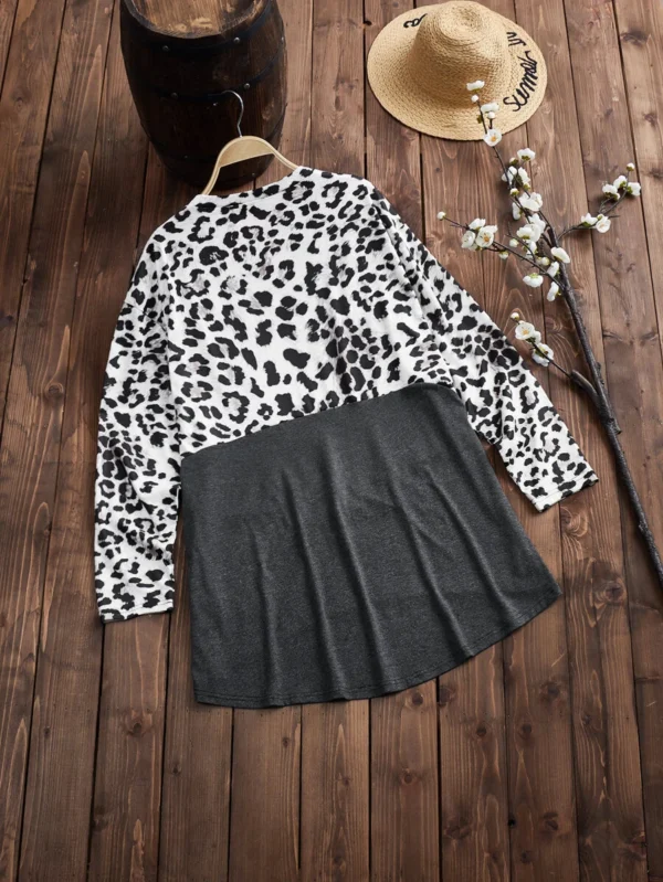 Camiseta con estampado de leopardo bajo irregular - Imagen 2