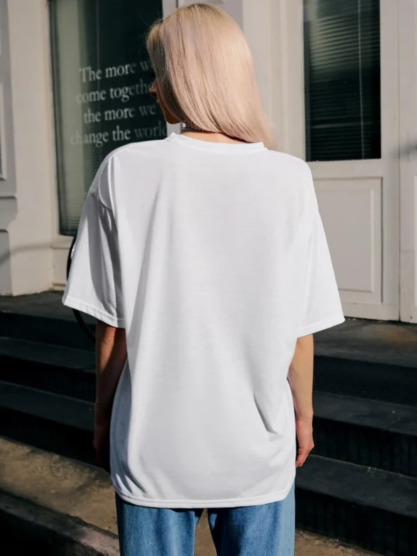 Camiseta de hombros caídos con estampado de oso y slogan - Imagen 2
