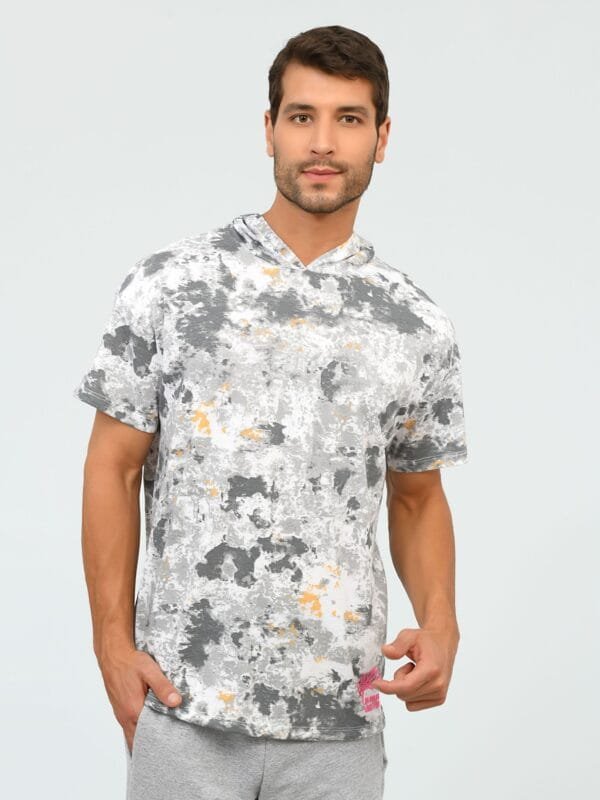 Playera con Capucha