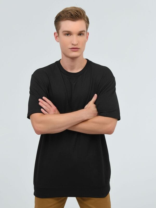 Playera Boxy Negra