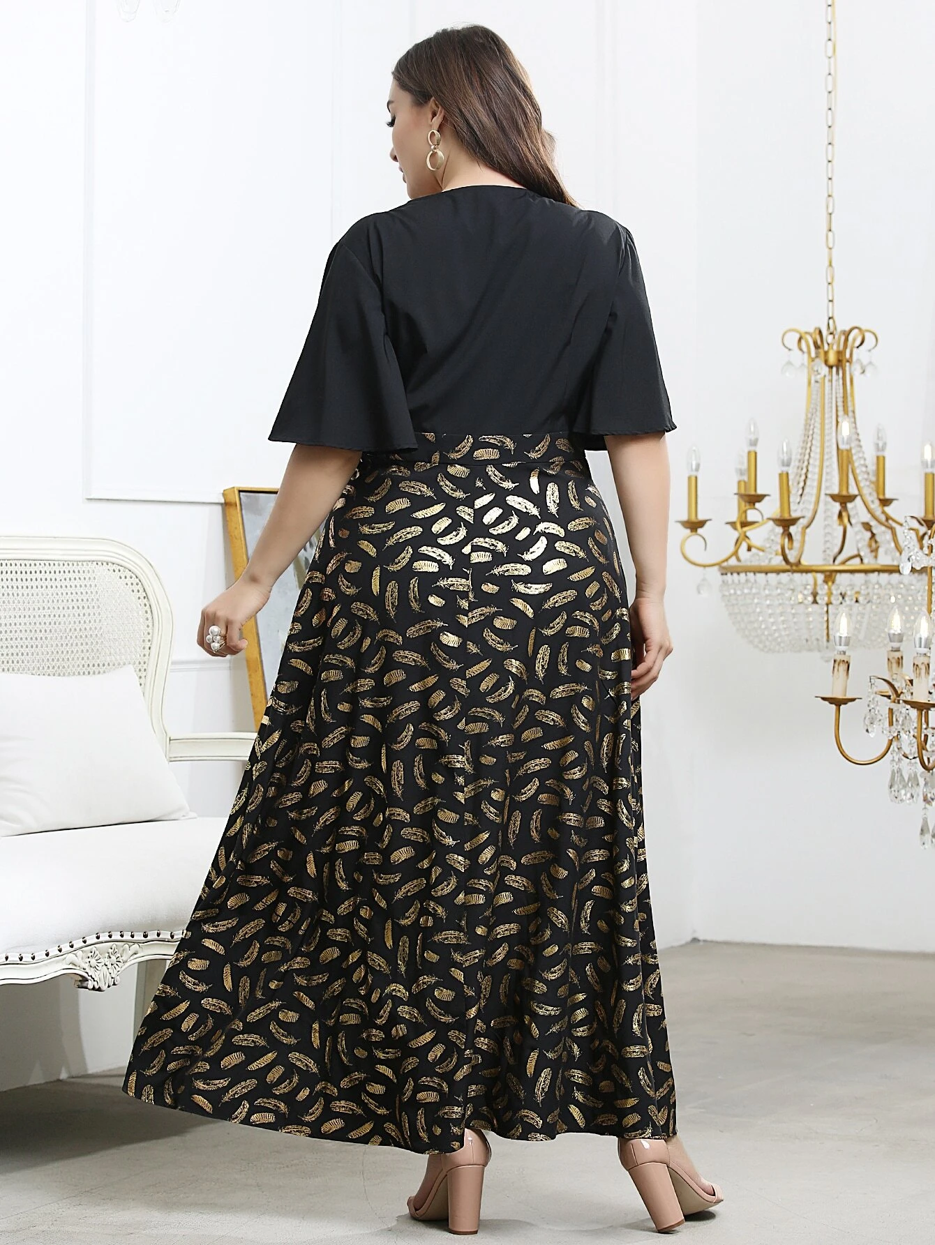 Vestido cruzado delantero con estampado de pluma - Imagen 6