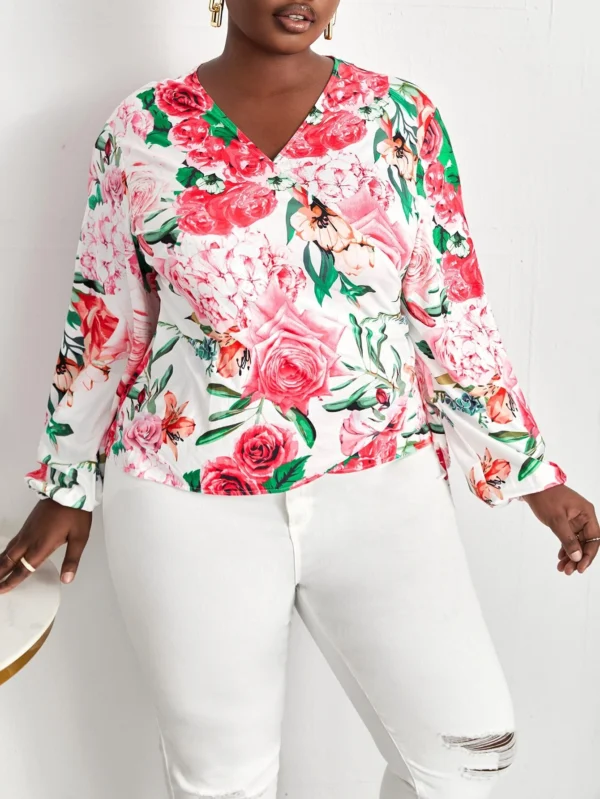 Top cruzado con estampado floral con nudo lateral