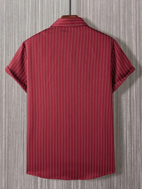 Camisa de rayas con botón delantero sin camiseta - Imagen 4