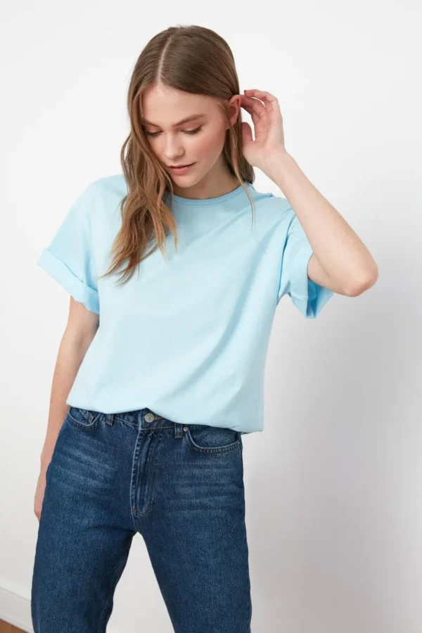 Playera De Punto Celeste Con Cuello Redondo - Imagen 3
