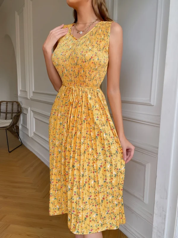 Vestido bajo fruncido floral - Imagen 3