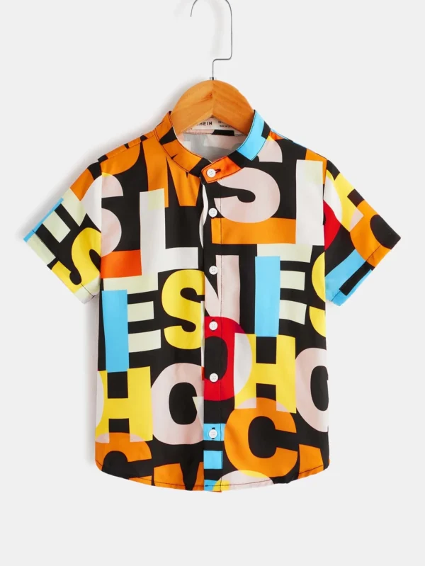 Niñitos Camisa con estampado de letra de cuello alto