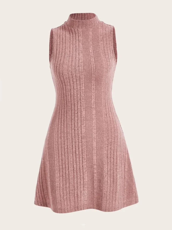 Vestido de cuello alto tejido de canalé