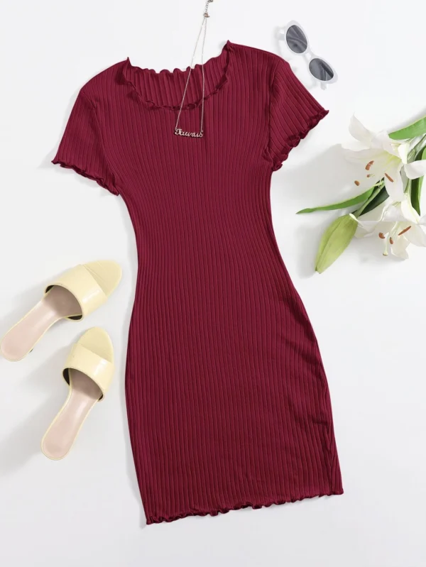 Vestido ajustado tejido de canalé ribete en forma de lechuga