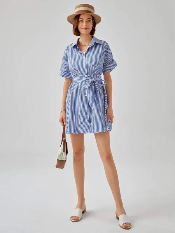 Vestido camisero de rayas con cinturón