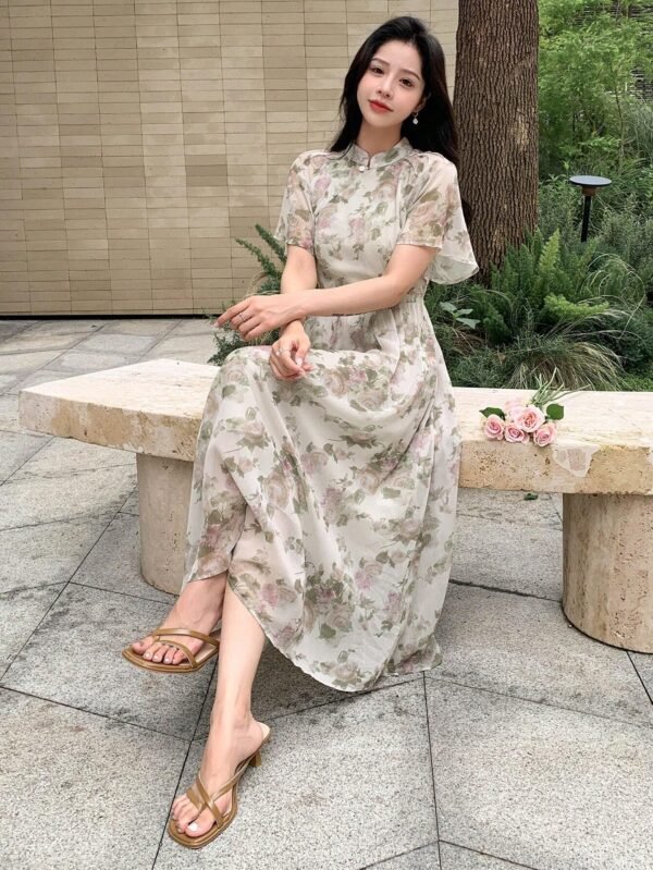 Vestido con estampado floral de manga mariposa - Imagen 7