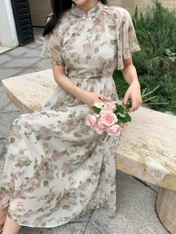 Vestido con estampado floral de manga mariposa - Imagen 6