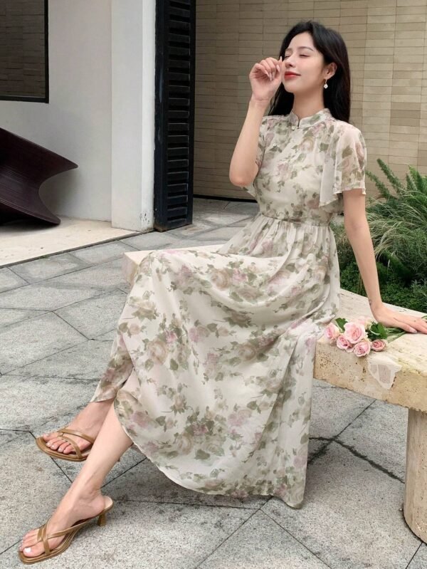Vestido con estampado floral de manga mariposa - Imagen 4
