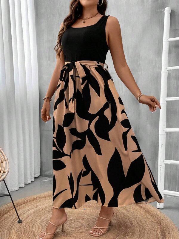 Vestido con cinturón con estampado de dibujo - Imagen 6