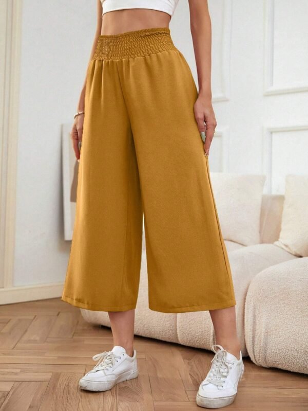 Pantalones de pierna ancha unicolor de cintura fruncido crop - Imagen 3
