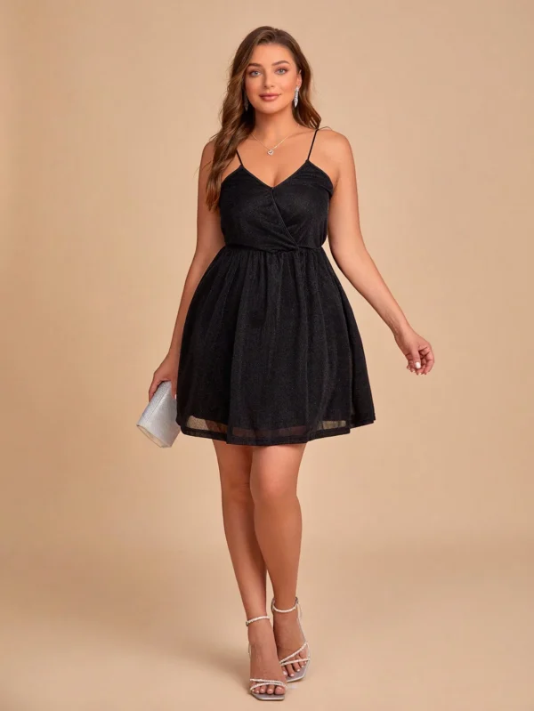 Vestido de tirantes escote cruzado brillante
