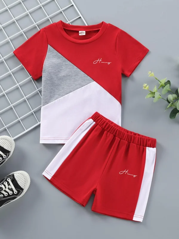 Shorts con camiseta de color combinado con estampado de letra