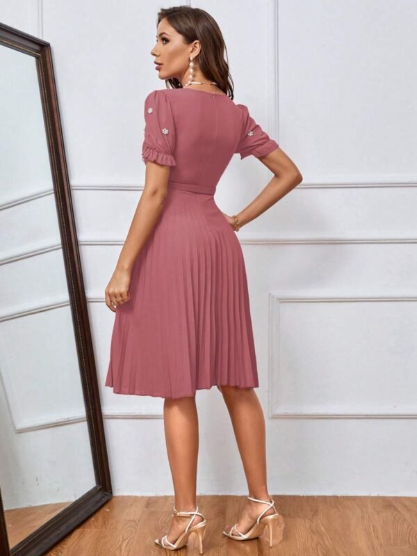 Vestido con diseño de perlas de manga farol ribete fruncido bajo fruncido - Imagen 2