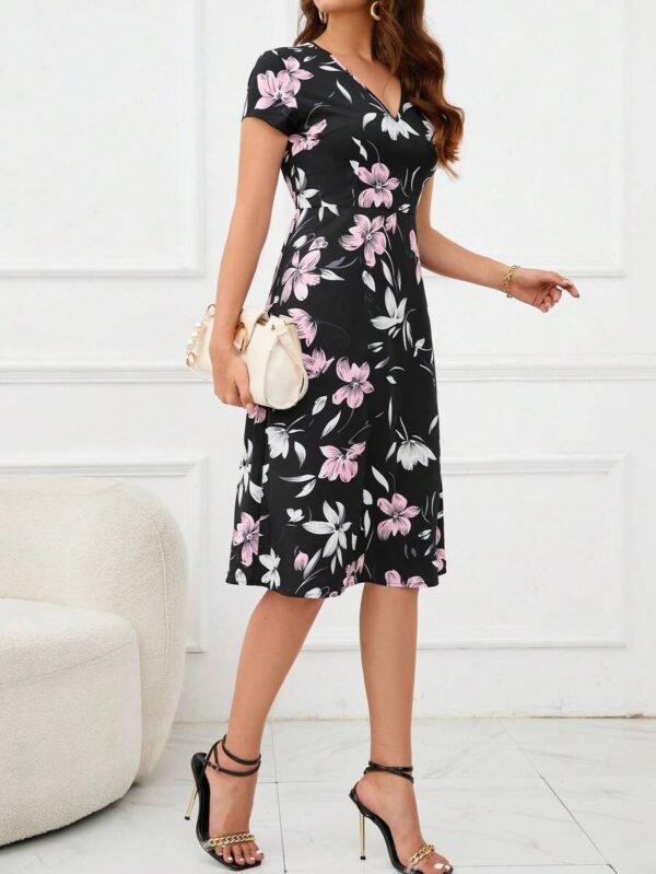 Vestido con estampado floral de cuello V - Imagen 3