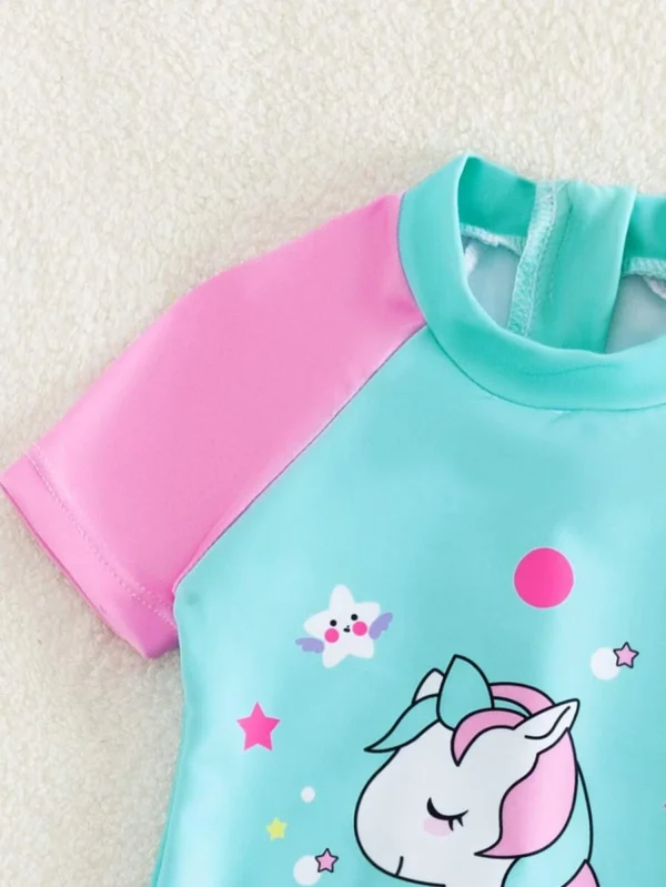 Traje De Baño De Una Pieza Con Manga Raglán Gráfica De Caricatura Para Niña Bebé Y Gorro De Natación - Imagen 3