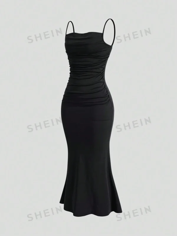 Vestido de tirantes unicolor fruncido - Imagen 3