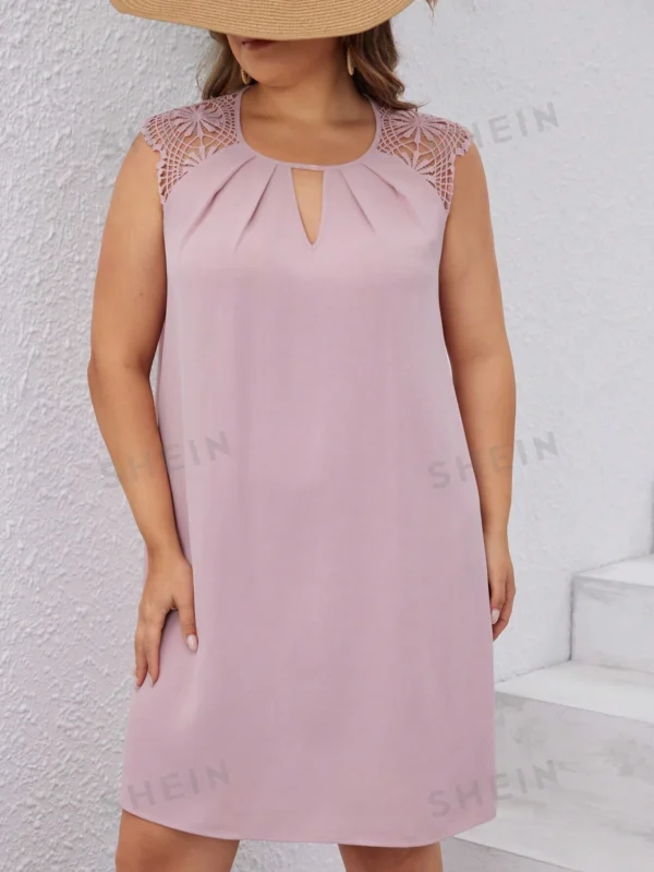Vestido De Hombro De Talla Grande Para Vacaciones Con Ribete De Encaje - Imagen 3