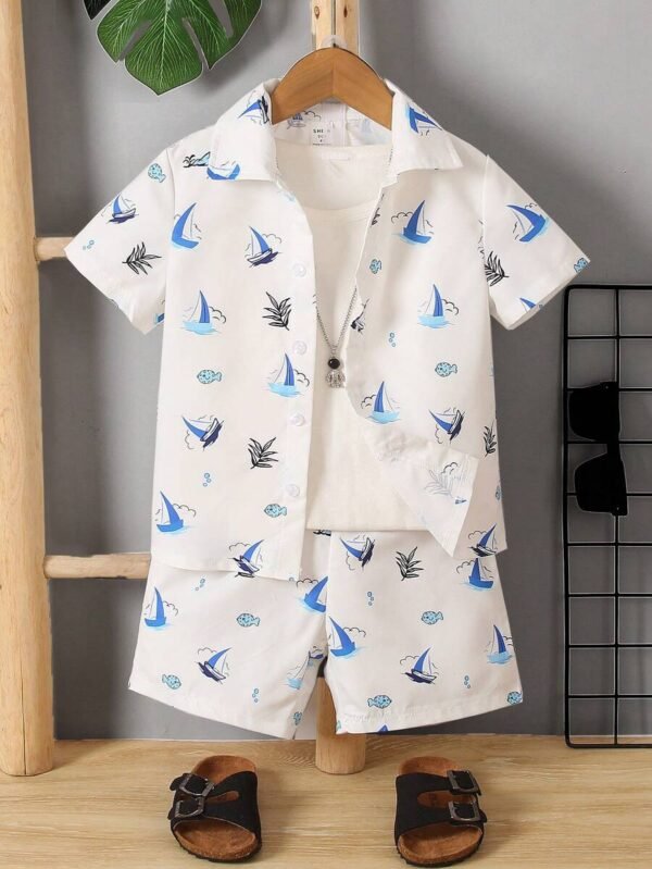 Conjunto De Pantalones Cortos Y Camisa De Manga Corta Con Estampado De Velero