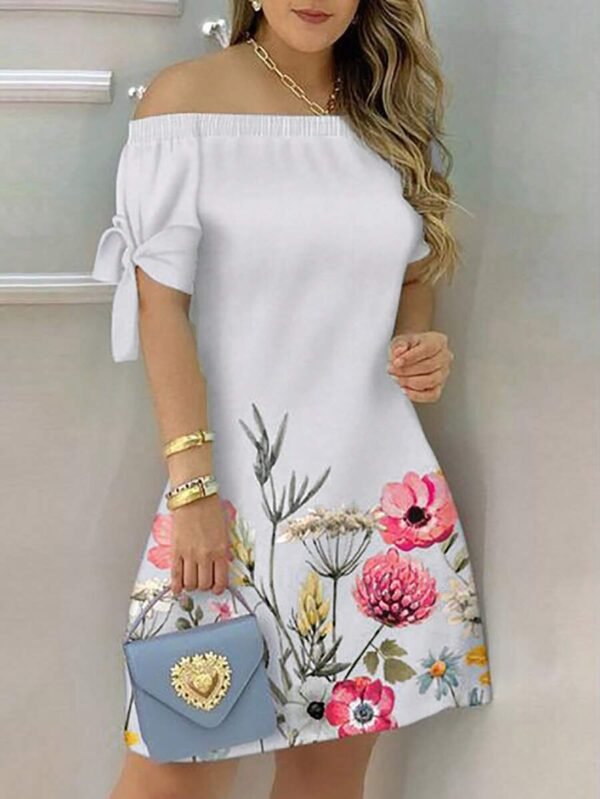Vestido Estampado Con Flores Y Adorno De Lazo