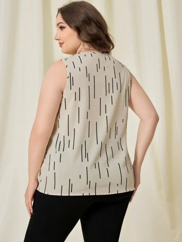 Camisa sin mangas de talla grande con cuello en V y estampado de línea - Imagen 2