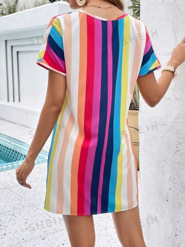 Vestido túnico de rayas de cuello notch de manga murciélago - Imagen 2