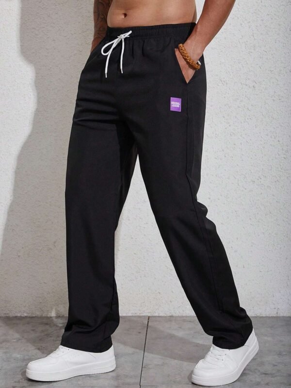 Pantalones con diseño de parche de letra de cintura con cordón - Imagen 3