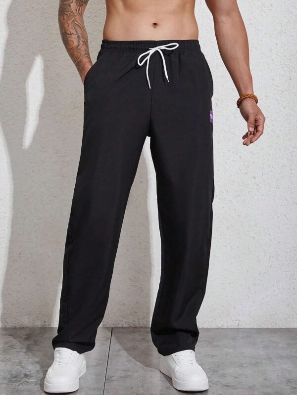 Pantalones con diseño de parche de letra de cintura con cordón - Imagen 2