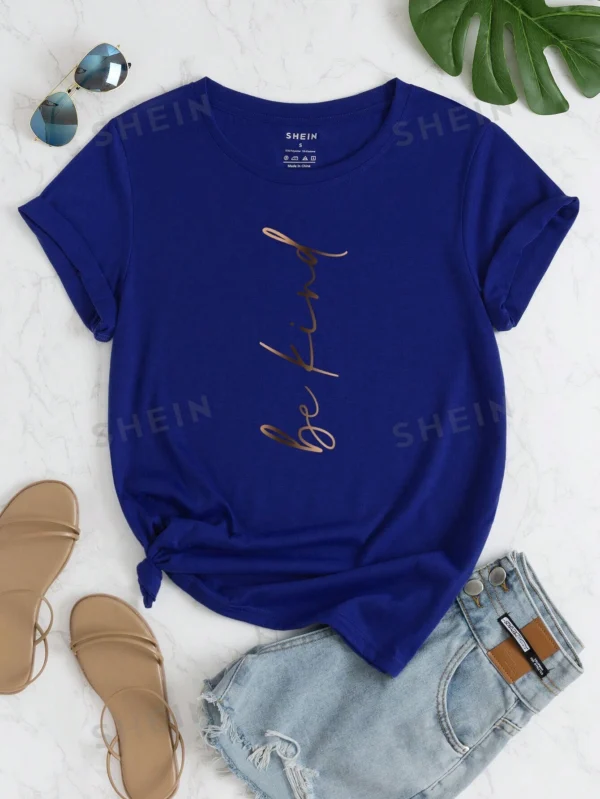 Camiseta con gráfico de eslogan "Sé amable"