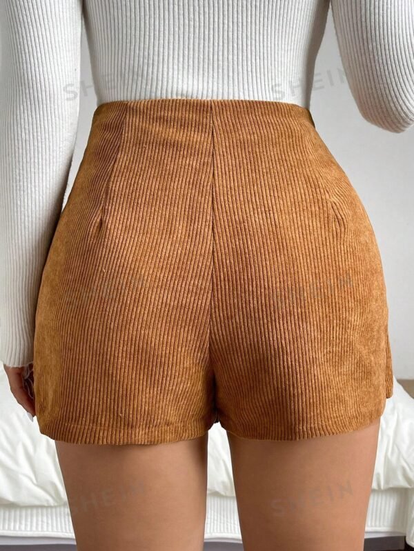 Skort con diseño de botón cruzado - Imagen 3