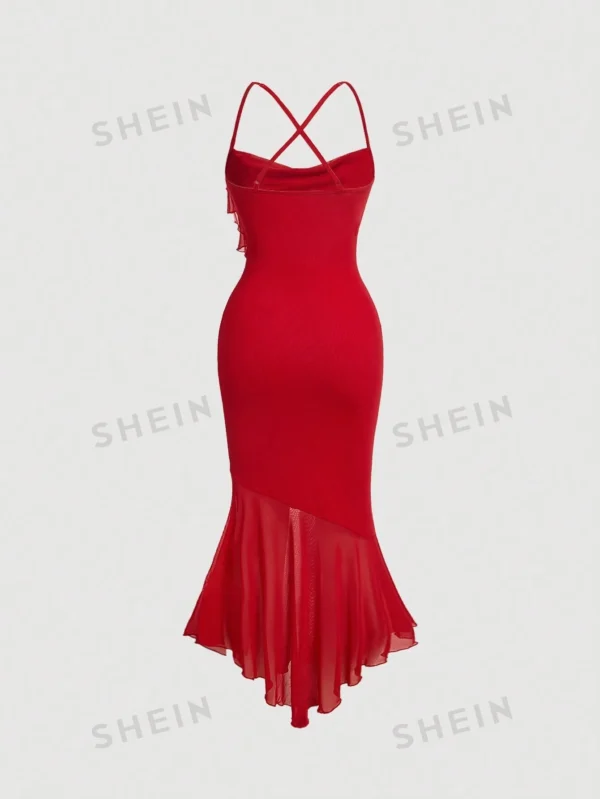 Vestido camisero de volantes rojo con vuelo de sirena fruncido para noche de cita - Imagen 3