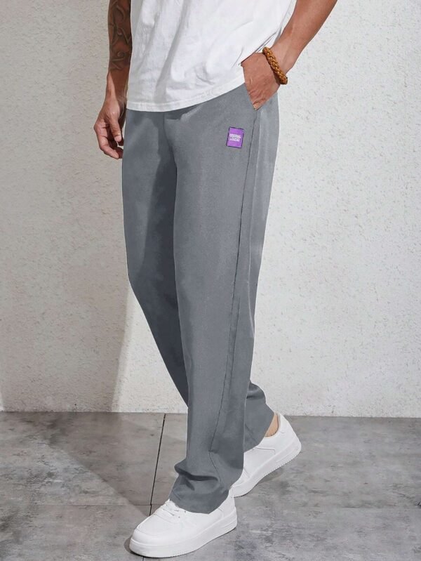 Pantalones con cintura con cordón y detalle de parche con letra - Imagen 2