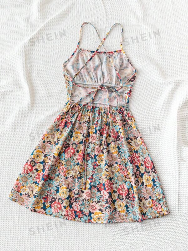 Vestido muy colorido de estilo retro con diseño floral - Imagen 3