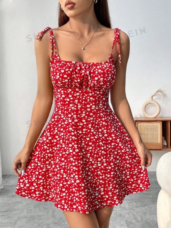 Vestido Lencero Con Busto Plisado Y Estampado Floral