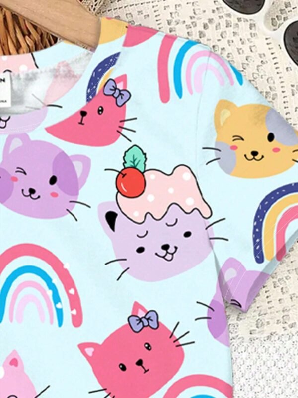 Camiseta de manga corta con patrón de gatos - Imagen 2