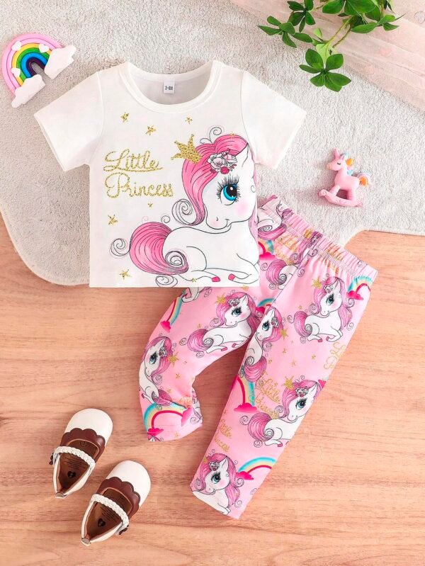 Conjunto de camiseta de manga corta con estampado y pantalón