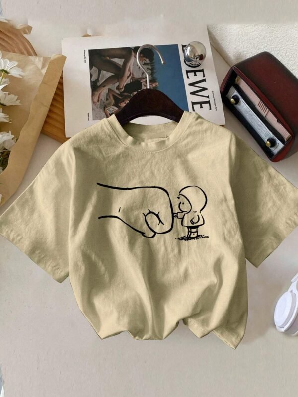Camiseta para niño con cuello redondo y estampado