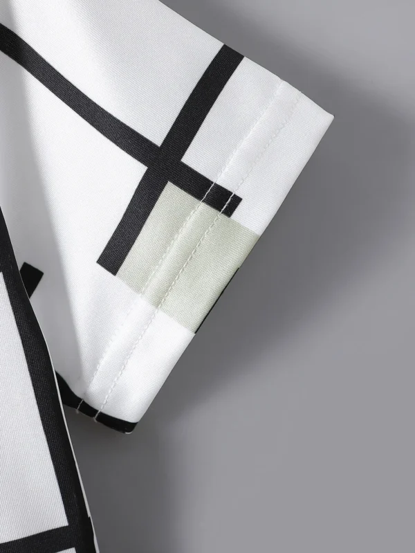 Camiseta casual de manga corta, blanca con patrón para niños - Imagen 2