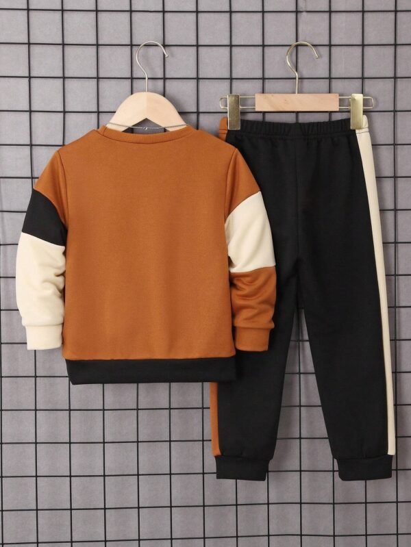 Conjunto casual de sudadera con pantalón de bloques de color para niño - Imagen 2