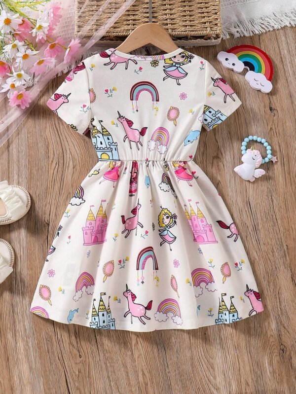 El vestido con estampado de unicornio y arcoiris para niñas - Imagen 4