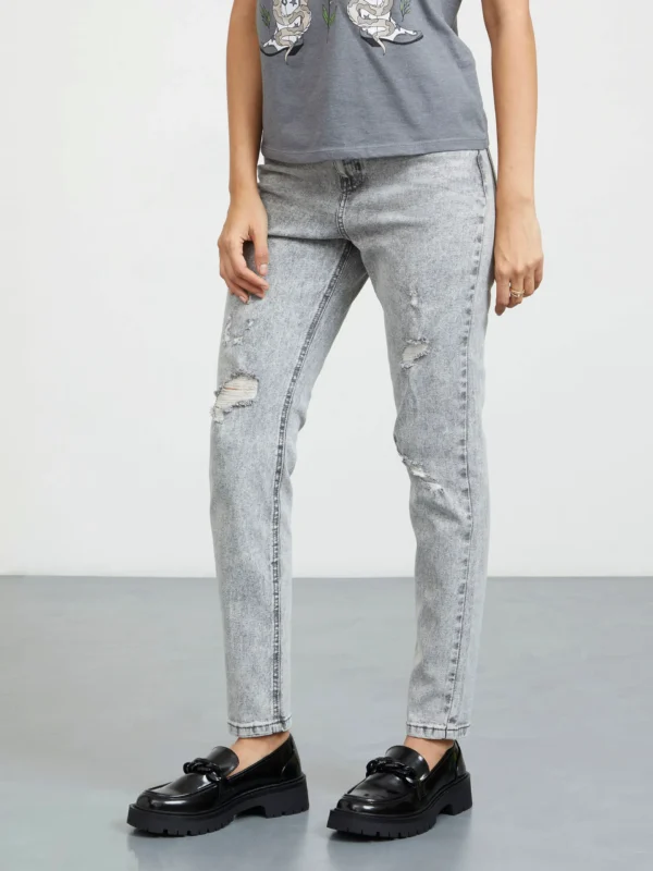 Jeans Skinny Tiro Regular Gris