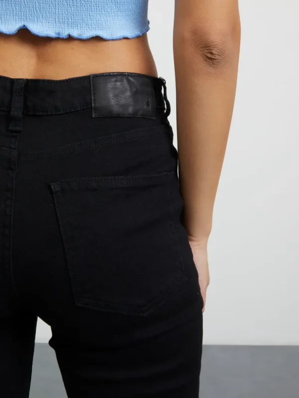 Jeans Mom Slim Negro - Imagen 3