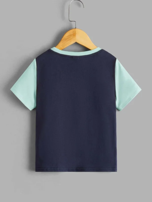 Camiseta para niño con impresión de dinosaurio y bloques de color - Imagen 2